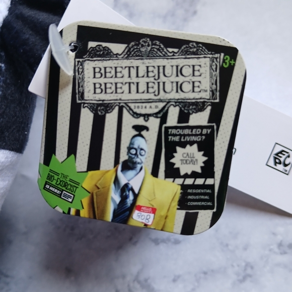 NWT Bundle Beetlejuice Squishmallow & Sandworm stuffie - Picture 7 of 7